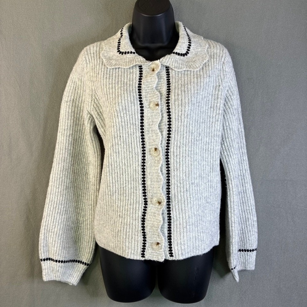 Willow & Wind Heather Gray Ribbed Cardigan Peter Pan Collar Scallop Trim Medium
